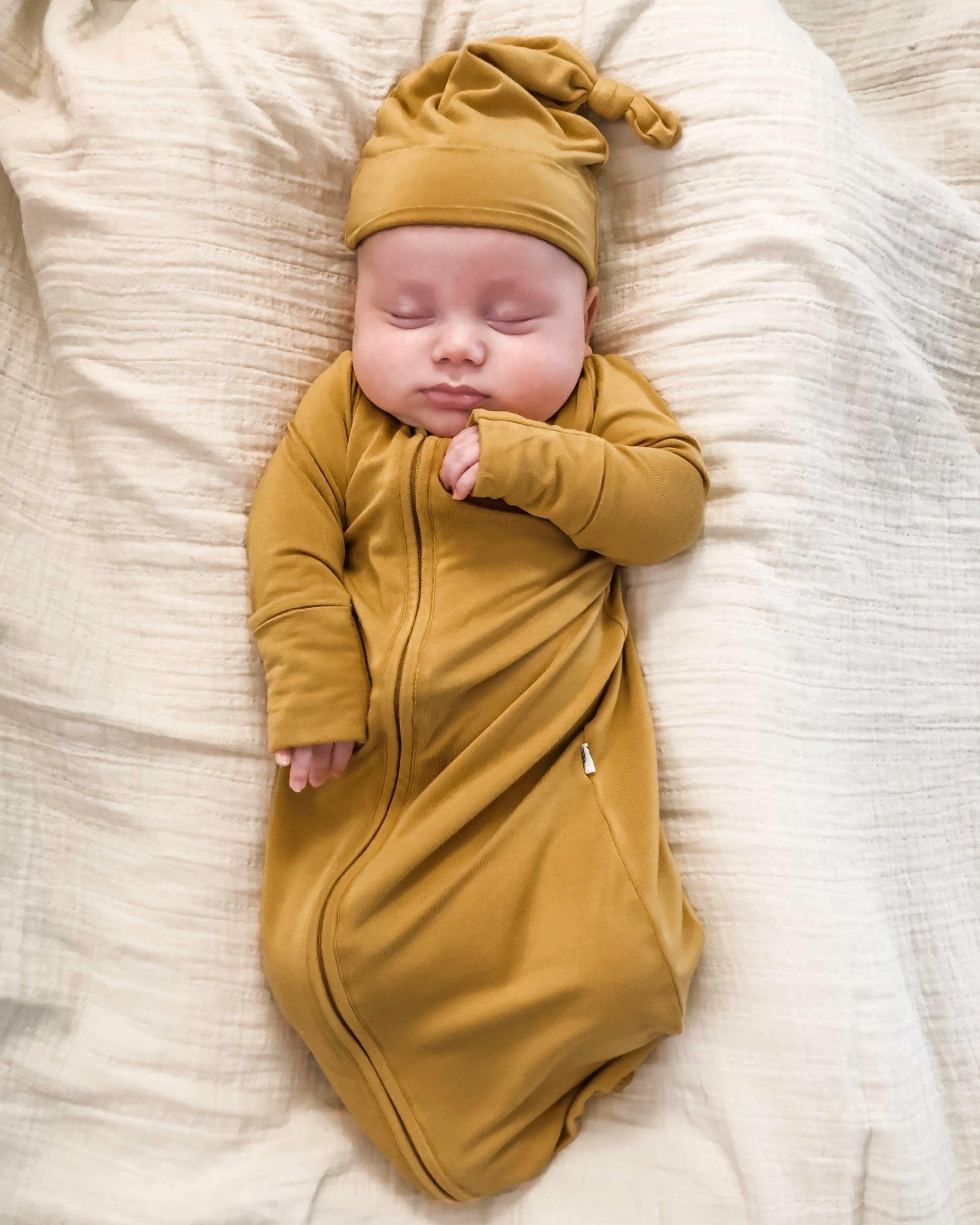Gold Dust Newborn Gown & Knot Hat Set
