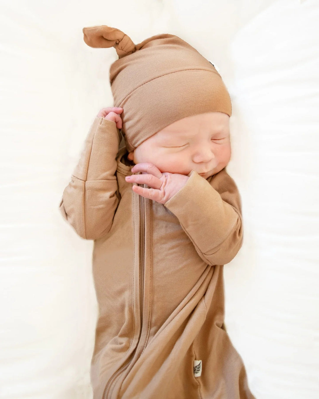 Sleeping Through the Night: Tips for Helping Your Baby Sleep Better - Free Birdees
