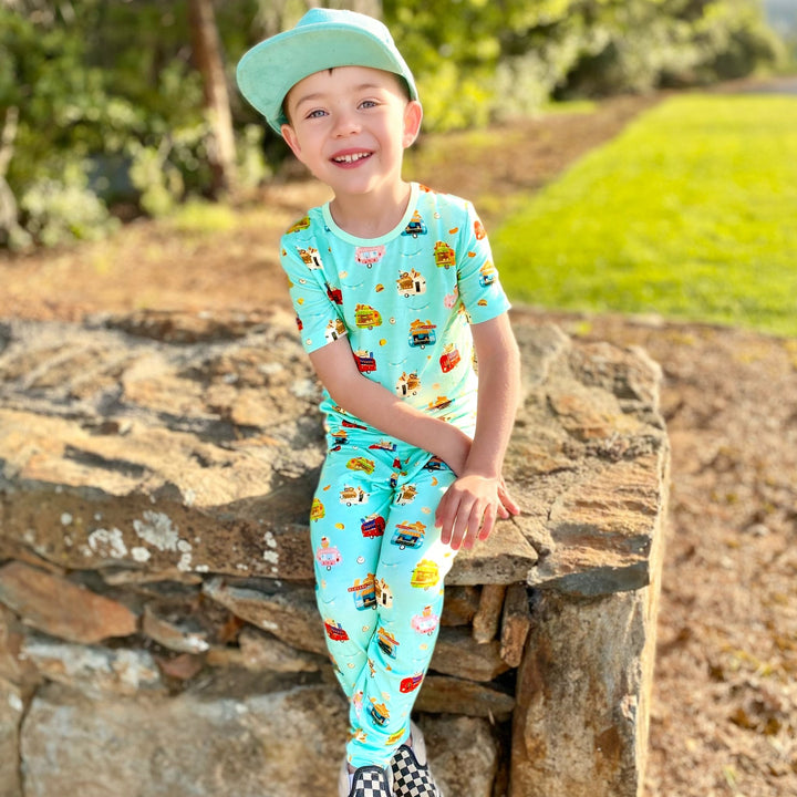 Airstream Food Trucks Short Sleeve Pajama Set (2T - 12Y) - Free Birdees