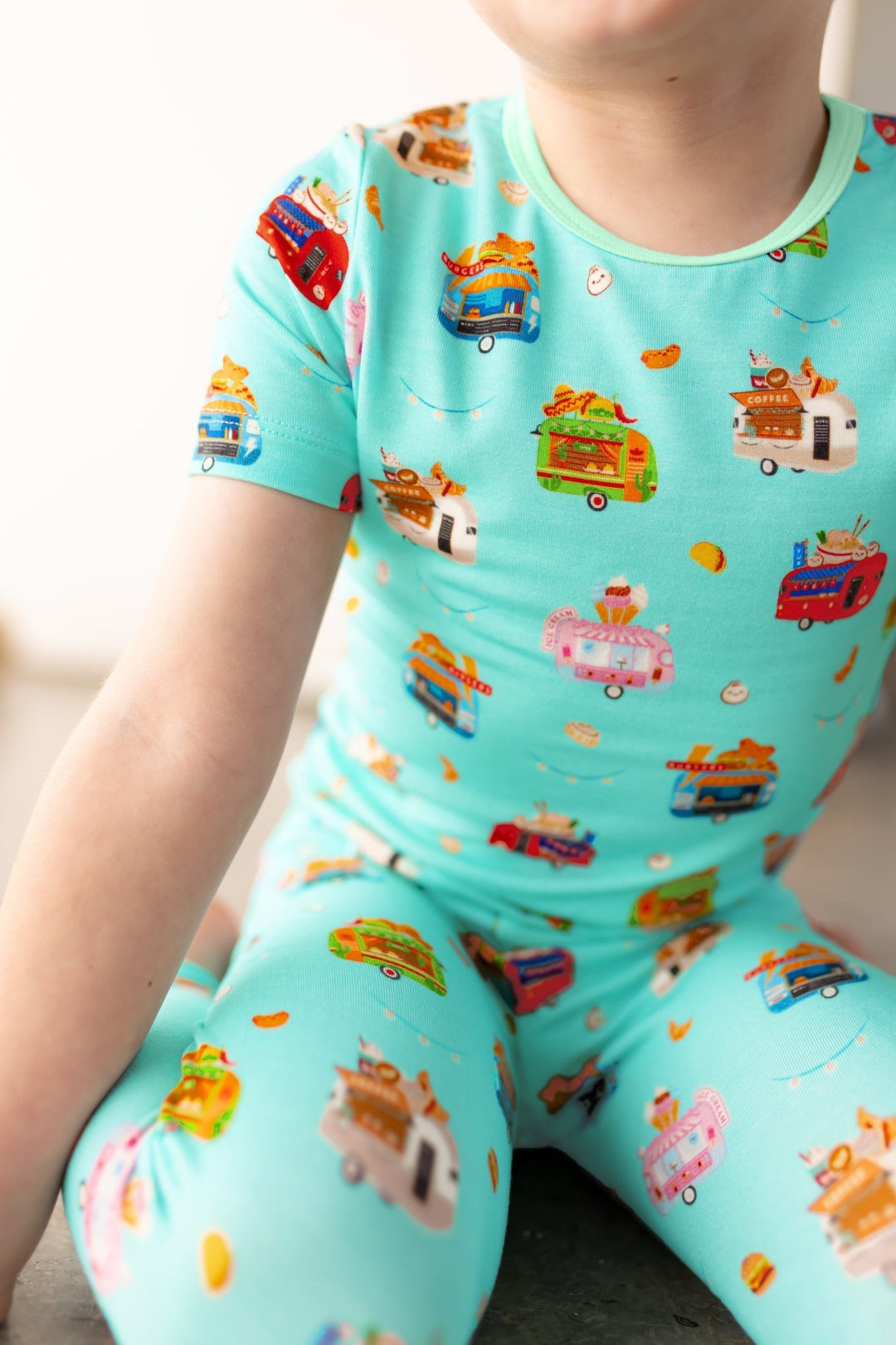 Airstream Food Trucks Short Sleeve Pajama Set (2T - 12Y) - Free Birdees