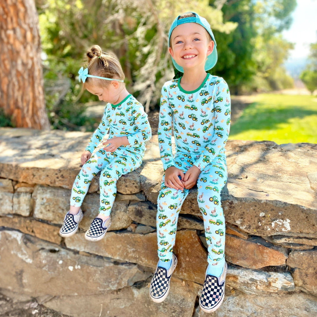 Free Birdees Green Tractors Long Sleeve Pajama Set (2T - 12Y) - Free Birdees