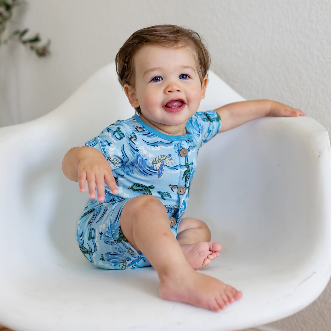 Go with the Flow Sea Turtles Short Two-Way Zippy Romper with Faux Buttons (0-24m) - Free Birdees