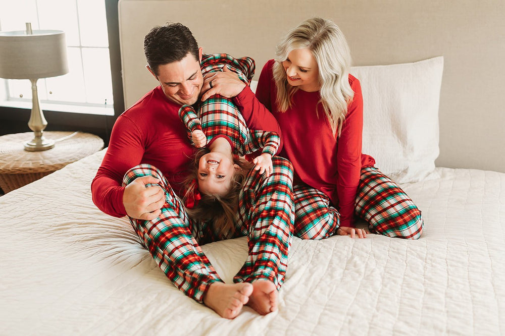 Holiday Plaid Men's Pajama Set
