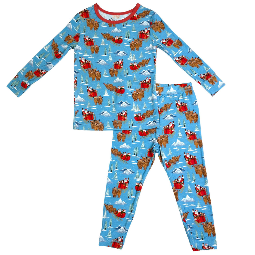 Santa & Highland Cattle Sleighs Long Sleeve Pajama Set (2T-12Y)